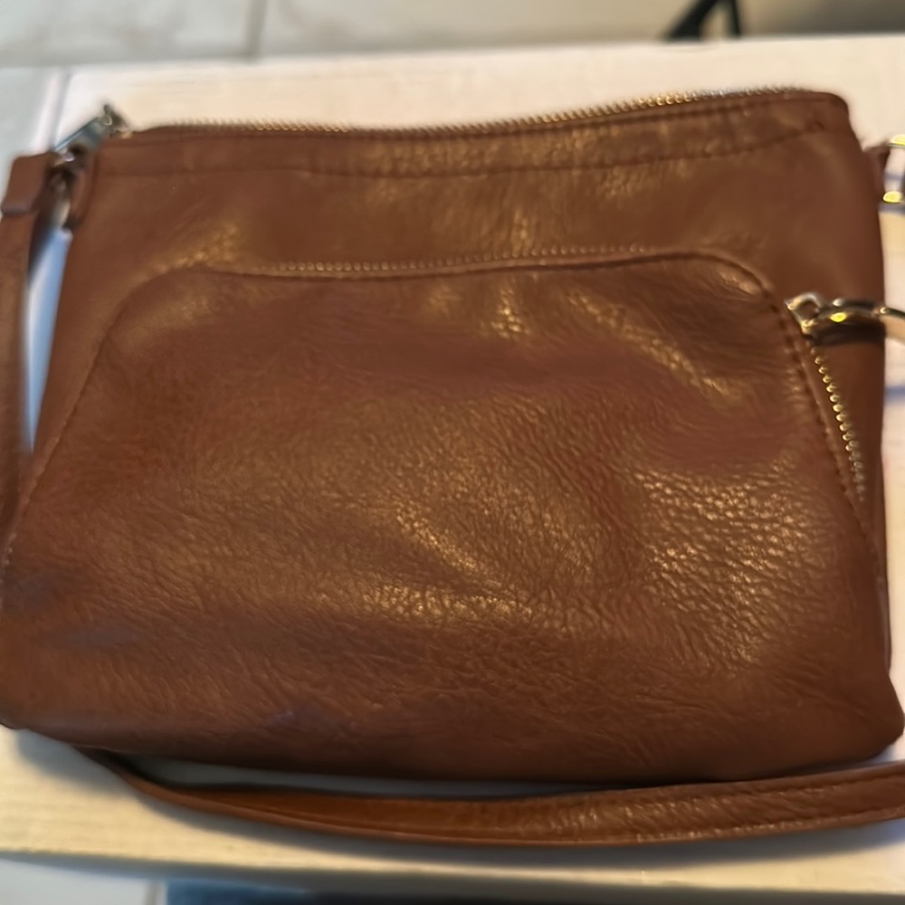 LITTLE LIGHT BROWN PURSE